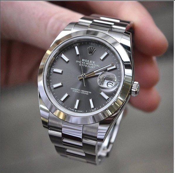 ⌚ Luxury Black Dial Rolex – With Free Box